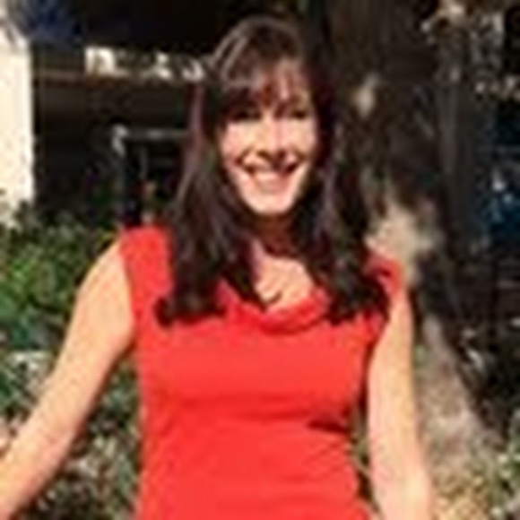 Meet your Posher, Andi - Picture 1 of 1